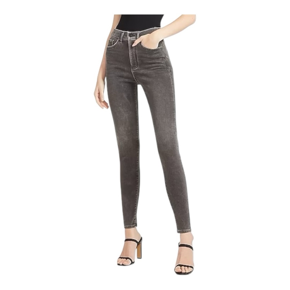 NWT Express Skinny Mid-Rise Capri Luxe Comfort Jeans - Medium Black Size 8 Short